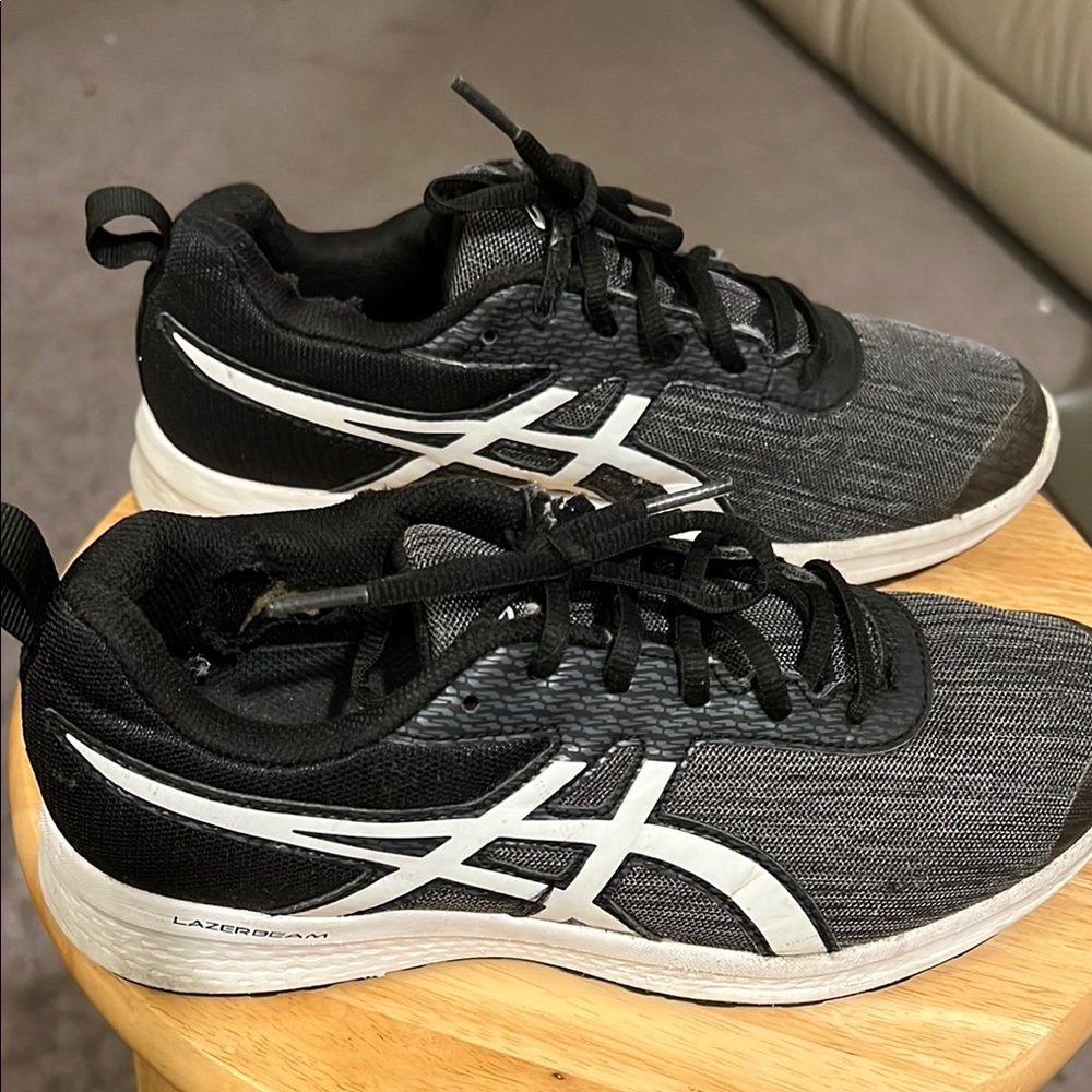 ASICS Kids Lazerbeam Kid 6(Big Kid)